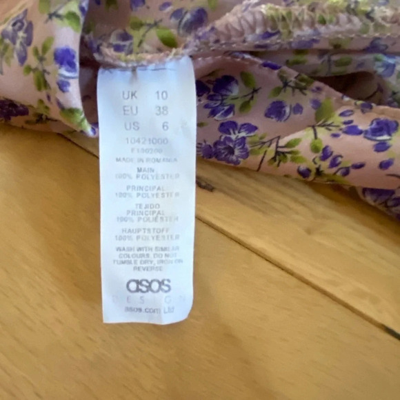 ASOS Curve Blouse Size 6 Floral Print Batwing Sleeves Ruffles Silky - Picture 6 of 17